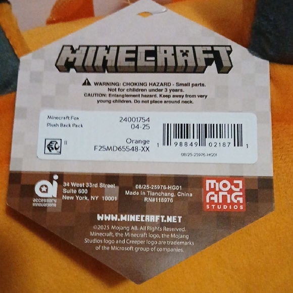 Minecraft Fox Plush Backpack - Picture 2 of 6
